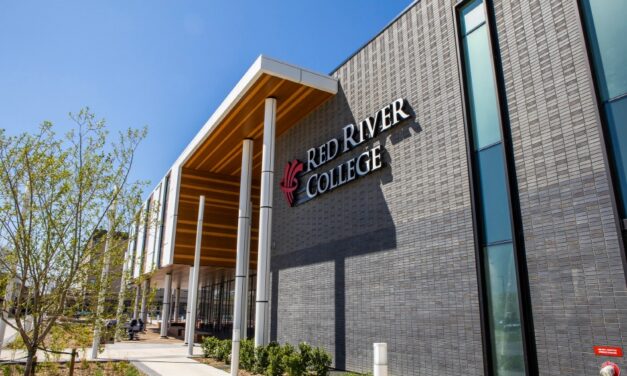 레드 리버 컬리지 Red River College