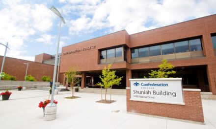 컨페더레이션 컬리지 Confederation College