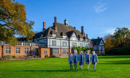 2025년 영국 여름방학 스쿨링 캠프 – Queenswood School