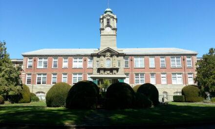 카모선 컬리지 Camosun College