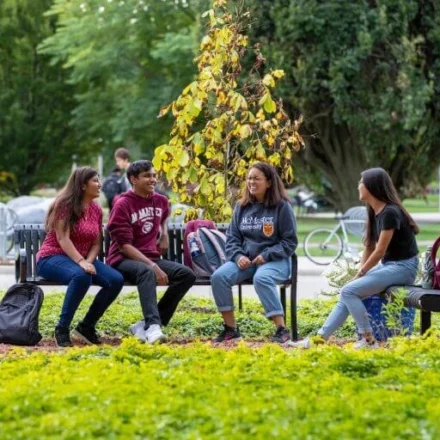 맥마스터 대학교 편입